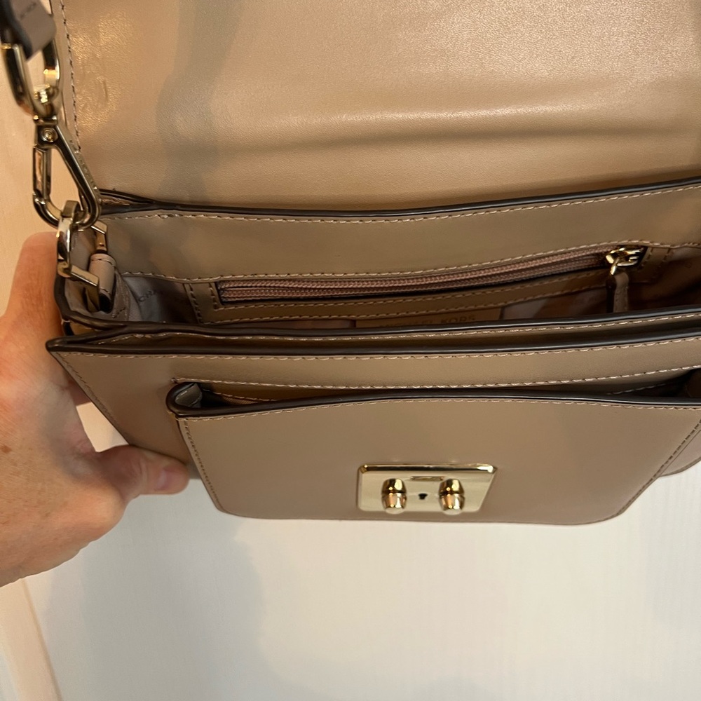 Michael Kors Sloan Beige Crossbody Bag - Picture 4 of 5